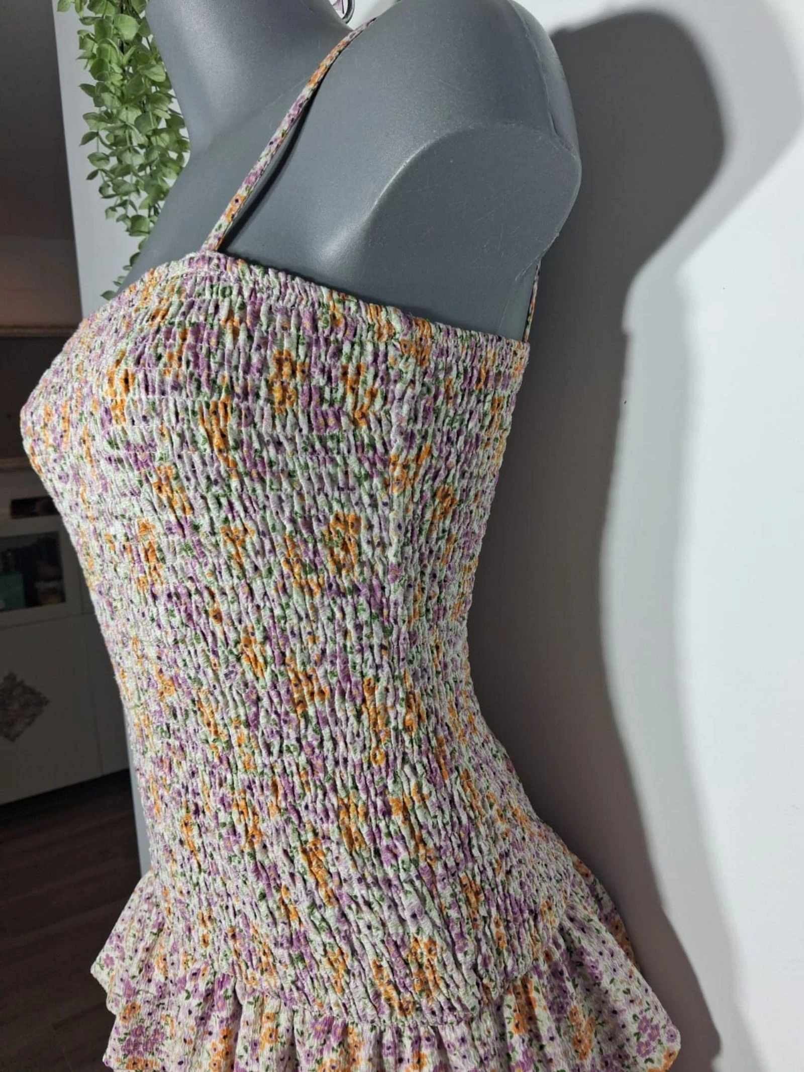 Vestido Primark floral fruncido con volantes talla S – photo 6